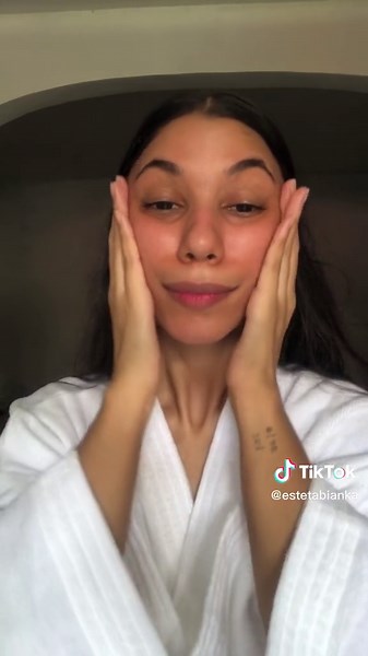 Pure Niacinamide 10 Sérum La Roche-Posay - Elimine Manchas e Melasma