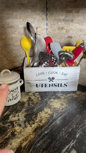 Shellie (@shelliesanders)’s videos with original sound - Shellie