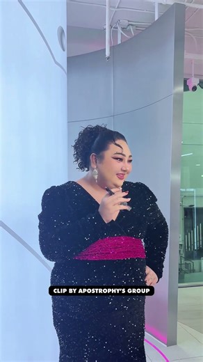 “เอแคลร์ จือปาก“ @juepakofficial @elitecare.official ถ่ายโดย #The_Sign ”ตู้ลายเซ็น“ ✍️📸