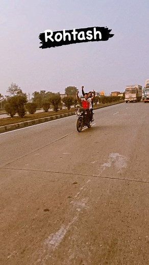 145K views · 9.3K reactions | Trending song pls reels bnaiye sabhi log | Masuriya Mel Yadav | Facebook