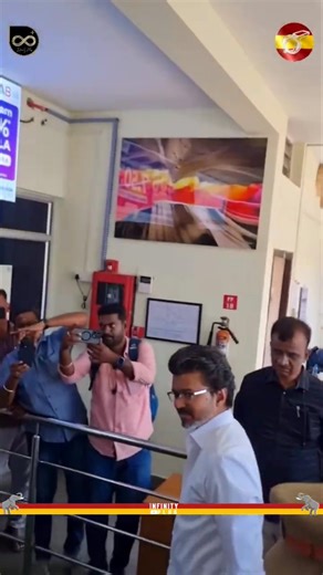 Thalapathy Vijay At Airport🔥| TVK | Aadhav Arjuna | Sengottaiyan | Whistle | Jananayagan