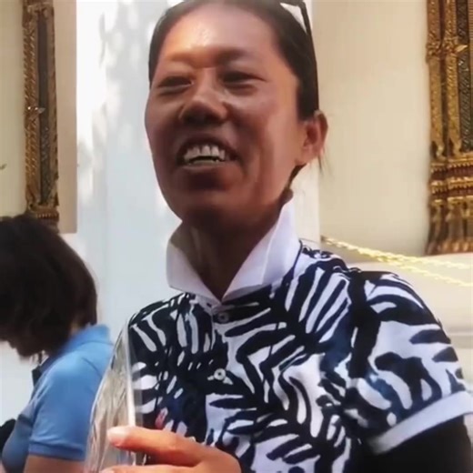 “泰国导游搞笑解说名场面”能遇到这样的导游，太欢乐了！#泰国导游#泰国旅游#导游讲解