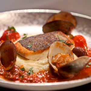 219K views · 4.9K reactions | Don't let anyone tell you that you can't mix Blue Moon Brewing Company Mango Wheat with Italian.  | MasterChef | Facebook