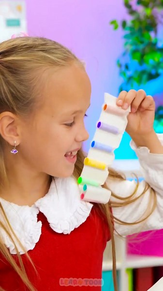 💡 WOW! A simple hack that SAVES your markers! Try it NOW! 😍🖊️ #Shorts #Kids