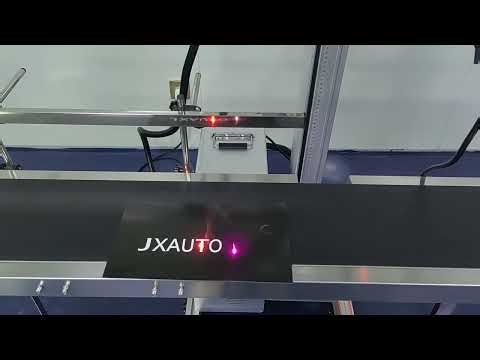 Fly auto feeding table fiber laser marking machine