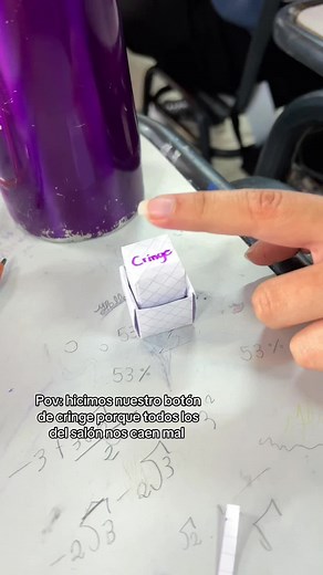 Cómo hacer un botón de cringe con papel: tutorial