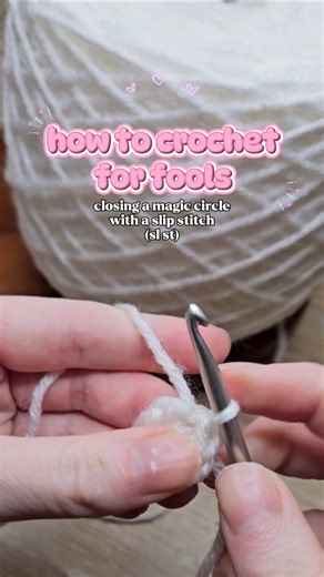 crochet for beginners closing a magic circle with a slip stitch #crochet #crochettutorial