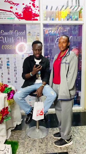 IGISUBIZO URUMVA ARI IKI HE Kjohn Owakabi | Amafoto Urukundo no Gusetsa