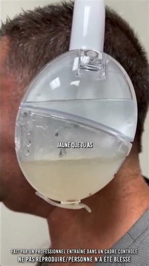 😳 This pair of very unusual headphones…