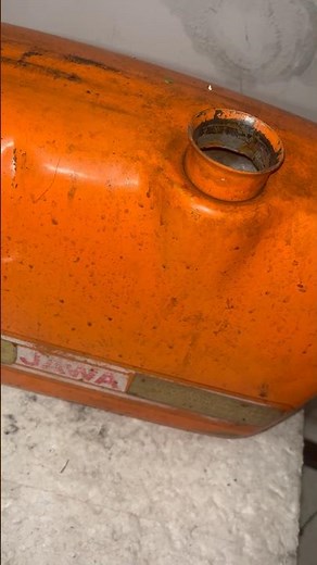 Jak usunąć rdzę z baku? Tym sposobem się jej pozbędziesz #jawa #rdza #motopasja #motoryzacja #prl