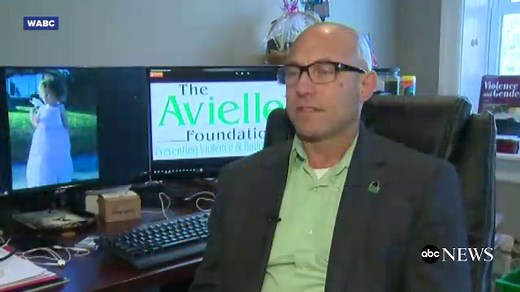 Dad of Sandy Hook victim dies in apparent suicide