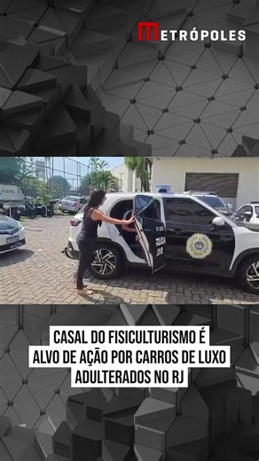 ➡️ OPERAÇÃO NO RJ Um homem identificado como Everton Barreto, que tinha um mandado de prisão em aberto por estelionato, e a companheira dele, Andreza Ramires, foram alvos de uma #operação da Polícia Civil do #RiodeJaneiro (PCERJ) nesta terça-feira (13/10). Ligado ao #fisiculturismo, o casal passou a ser investigado após informações de que utilizava dois carros de luxo com suspeita de adulteração dos sinais identificadores. Os policiais da Delegacia de Roubos e Furtos de Automóveis da Capital (DR