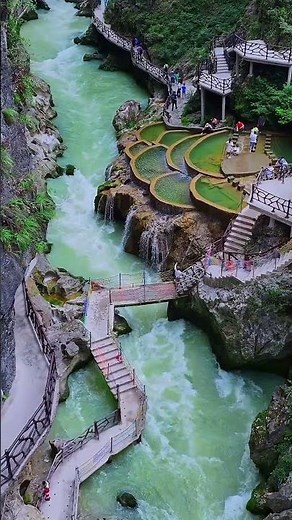 贵州山水从来不会让人失望，多彩贵州最值得去的八大景区，你去过几个？#铜仁大峡谷#贵州旅游景点推荐