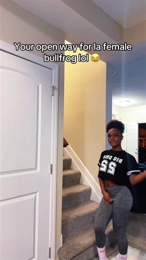 My favorite line is open way for La female bullfrog lol 😂 #fyp #liberiantiktok🇱🇷🇱🇷🇱🇷 #america🇺🇸🇺🇸🦅🦅🗽 #foryourpage #nigeriantiktok🇳🇬