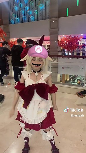 Klee Cosplay: Cách Đeo Lens Dễ Nhất Cho Người Mới Bắt Đầu