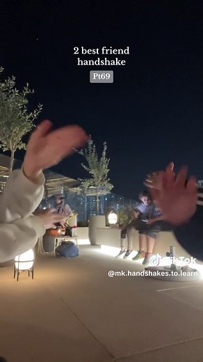 The kids in the back #fyp #support #kind #love #mkhowtolearnhandshakes #kids #place #viral #loveyall