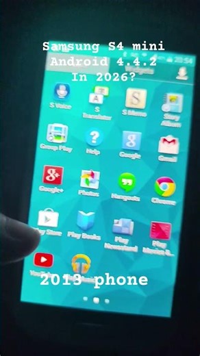 Samsung S4 mini android 4.4.2 in 2026? #shorts #samsungs4mini #android442 #androidkitkat