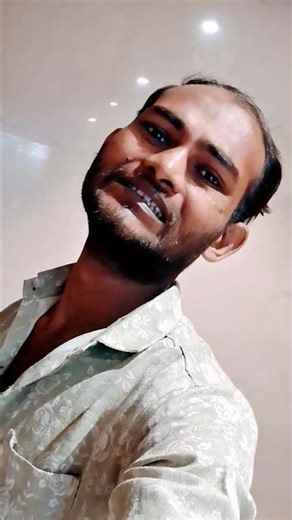 Bus Yahi Soch Kar Kaat Lenege Jindgi..#viralvideo #youtubeshorts #feed #hindisong....