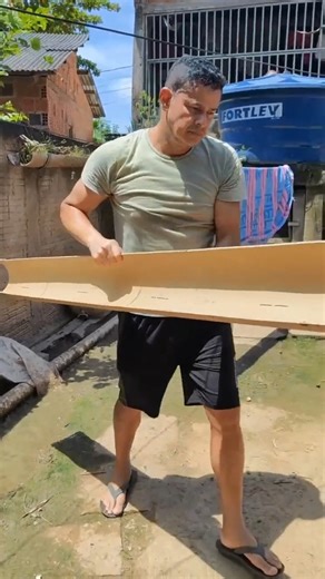 Il a créé ça à partir d'un vieux tuyau qui ne servait plus à rien ! #santé #conseils | Recettes et astuces de Raimundo