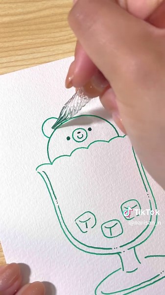 セリアのガラスペンで描くクリームソーダアート
