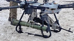 Ukraine deploys drone equipped with MACHINE GUN to attack Russian troops
