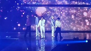 57K views · 7.1K reactions | #ASTRO cantando “Fly” y la voz de #MOONBIN 凉 Fue una canción escrita en el 2018 por JinJin y Bin. Cuánto te extrañamos! ❤️‍啕 La versión OT6  Hoy en el 4to ASTROAD “Stargraphy” ✨ * * ~YA #아스트로 #MJ #JINJIN #CHAEUNWOO #ROCKY #SANHA #엠제이 #김명준 #진진 #박진우 #차은우 #문빈 #라키 #윤산하 #ASTROAD | ASTRO Star | Facebook