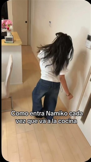 Namiko para todos lados con el pasito de moda #baile
