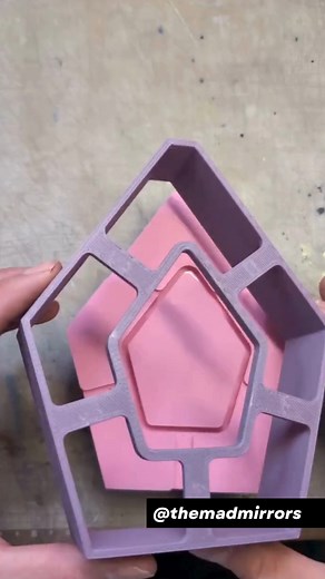 790K views · 5.5K reactions | Mold Max 30 silicone + 3D printed shell + mold release + keys = a nice, clean two-part mold. Well done, Themadmirrors! Show us how you integrate 3D printing and traditional silicone mold making  Tag us Smooth-On ️ #smoothon #moldmax #silicone #moldmaking #3dprinting #siliconemolding | Smooth-On | Facebook