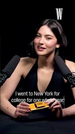 Gracie Abrams Left Barnard College to Pursue Her Music Career | W Magazine