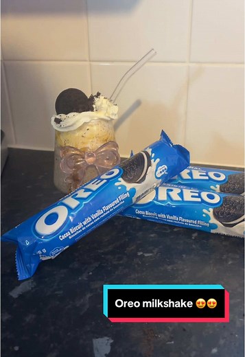 Oreo milkshake in my ninja creamie 🤩🤩🤩 this was definitely the best Oreo milkshake I’ve ever had 😍😍 make sure u checkout my give away on my page to win a ninja slushie machine 😮 ( my pinned video ) #prep #oreo #icecream #milkshake #homedecor #oreos #crea #fyp #fupp #vintage #sl #slay #giveaway #giveaway #chocolate #ninja #frappes #happyhippo