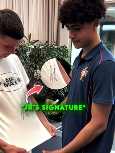 Ronaldo And Ronaldo Jr. Has The Same Autograph Style😳