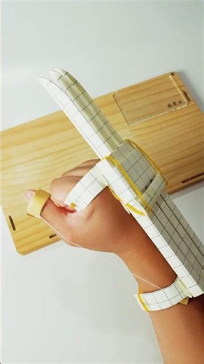 How to Make Retractable Paper Wolverine Claws (DIY Tutorial) #shorts