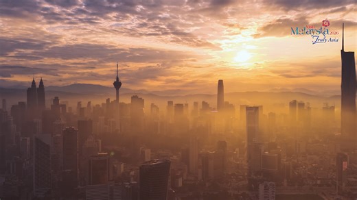 Craving sunshine, culture, and incredible food?  Malaysia has you covered! Wander through colorful markets, enjoy tropical islands, meet adorable wildlife, and taste dishes that will keep you coming back for more.  Get inspired for Visit Malaysia 2026!  Comment below: Beach, food, culture, or wildlife — what’s YOUR Malaysia vibe? #VM2026 #malaysiatrulyasia #SurrealExperiences | Tourism Malaysia | Facebook