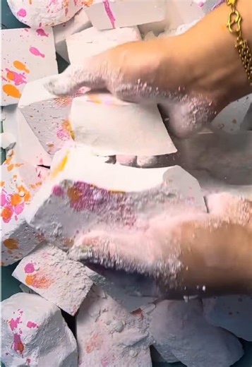 Satisfying Crunchy Chalk Sounds ASMR