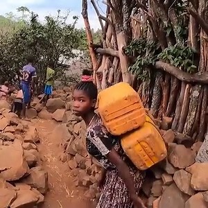 2.2M views · 66K reactions | افریقہ میں شادی کے لئے عجیب رسم | Adnan Musafir | Facebook