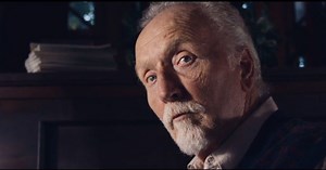 Let Us In Star Tobin Bell on Family Sci-Fi Thriller, Saw Films' Legacy