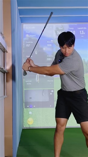 Jonathan Kim-Moss on Instagram: "Casting the Golf Club? Try this drill! When players cast the club they usually misunderstand how the club and arms move in the downswing. One of the keys is to allow your arms and club to move with you as you shift weight and prevent your arms from staying behind your body. This drill will govern you that feel! #golf #golfclub #golfers #golfing #instagolf #golfstagram⛳️ #golftips #golfinstruction #golfaddict #golfclub #golfcoach #golfswing #jonathankimmoss #jkmgo