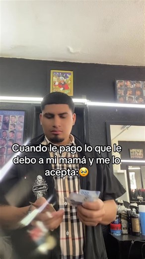 bigyae3l on Instagram: "Es duro mi gente es duro 🥹#viral #reels #humor #mama 🤣😅"