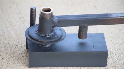 How to make flat bar round metal bender at home