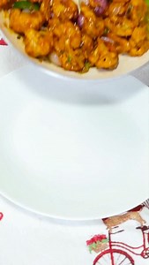 Gobi Manchuria, Out side Crunchy juicy inside. Must Try this street style Gobi Manchuria Recipe. #gobimanchuria #gobimanchuriarecipe #gobirecipes #cauluflowerrecipes #viralfoods #viralcookingvideos #viralreels | Sunithas tasty food