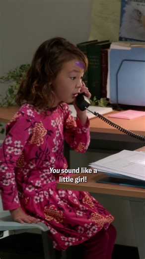 2M views · 32K reactions | When entry-level jobs require 10 years of experience 沈 #ModernFamily #TakeYourKidToWorkDay | Modern Family | Facebook