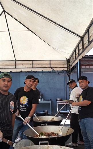 9.3K views · 176 reactions | Every hour spent, tireless work and effort was all worth it when you see the joy and relief on people's faces. A Huge Thank You to World Central Kitchen  #worldcentralkitchen #EarthquakeCebu | Kapenarra | Facebook