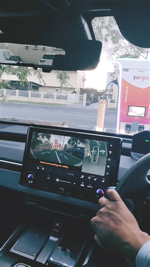 Solterra 2026: 360 view camera makes parking a breeze every time #solterra #subaru #subarusolterra