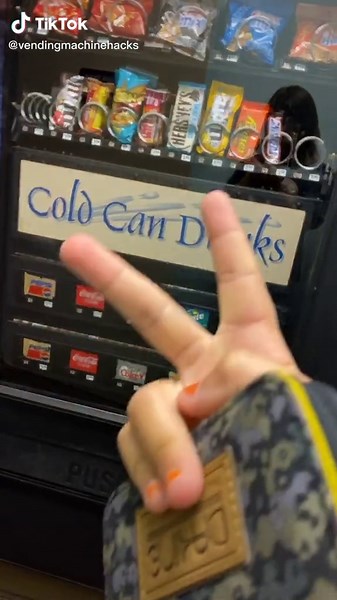 How to get free candy from a vending machine #vendingmachines