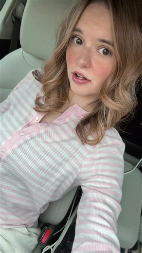 pinkdreamem (@pinkdreamem)’s videos with original sound - lily ★ ˚｡⋆