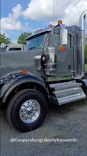 Kenworth W900B #kw #w900 #trucking