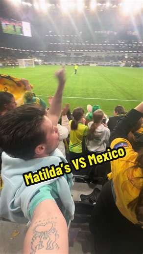 Couldn’t believe how incredible this was!! Gotta watch till the end ✨ #aussie #matildas #football #tv #womensfootball @CommBank Matildas