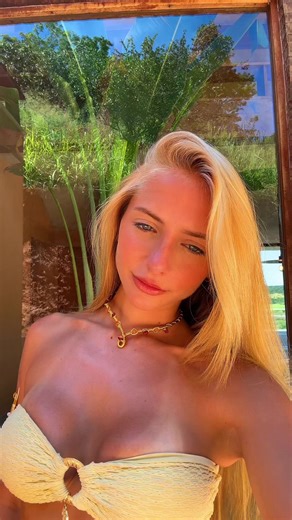 Os vídeos de Julie Remoissenet (@julie_rem) com Ai Calica - pumapjl & LEALL & Babidi