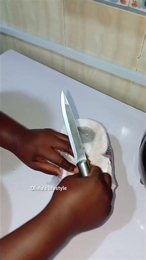 Hàçk on how to keep your tissue paper safe especially from kids