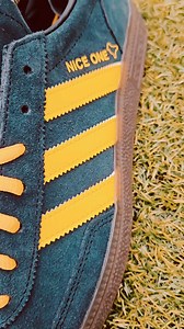 Human Traffic - Custom 👟 NICE ONE BRUVA!! 💊 Direct message for all Custom requests 👌 #humantraffic #moff #dannydyer #clubbing #rave #dannydyer #niceonebruva #johnsimm #movie #custom #custommade #onit | I Am The Renovation